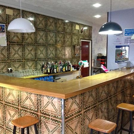 Hostel Alhambra Girona Oda fotoğraf