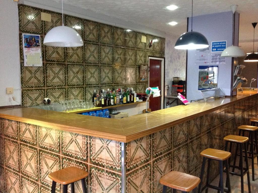 Hostel Alhambra Girona Oda fotoğraf